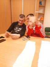 Fotografia przedstawiająca uczestników spotkania Klubu Taty